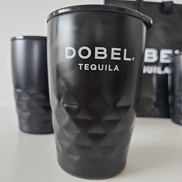 Brand New (4) Maestro Dobel Tequila 12 oz Black Tumblers Set with Slider Lids - Picture 4 of 10